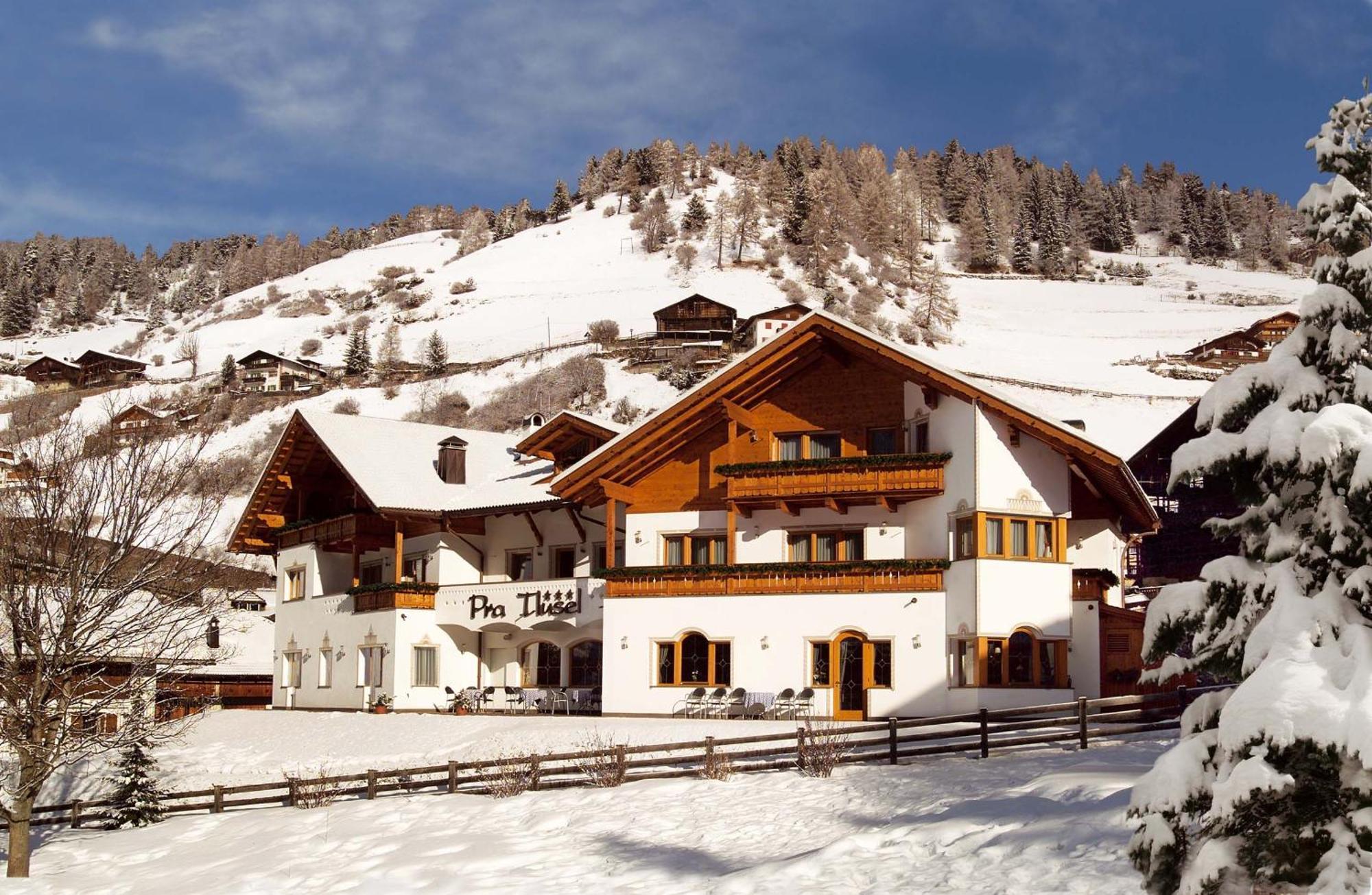 Hotel Pra Tlusel Sëlva di Val Gardena Eksteriør billede